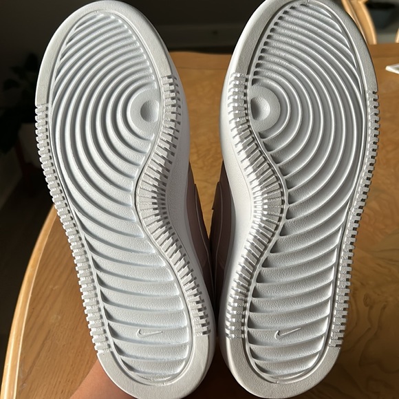 New Nike women’s shoes, light pink, size 7 - Picture 4 of 7